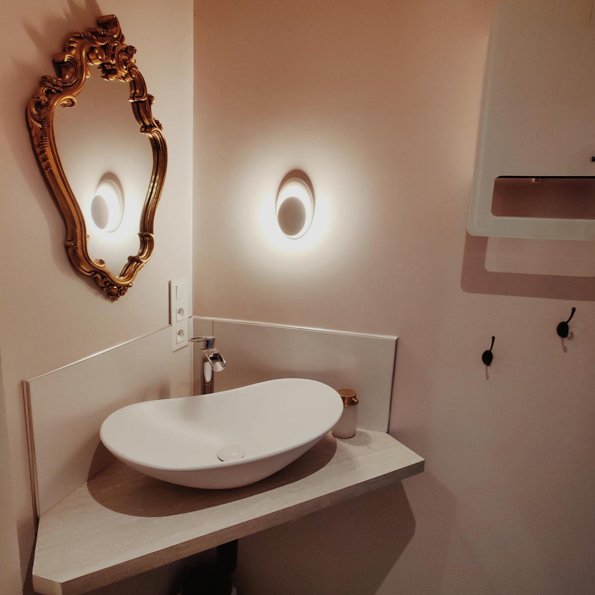 Au Coin Du Chemin Hotel Chambery Bilik gambar